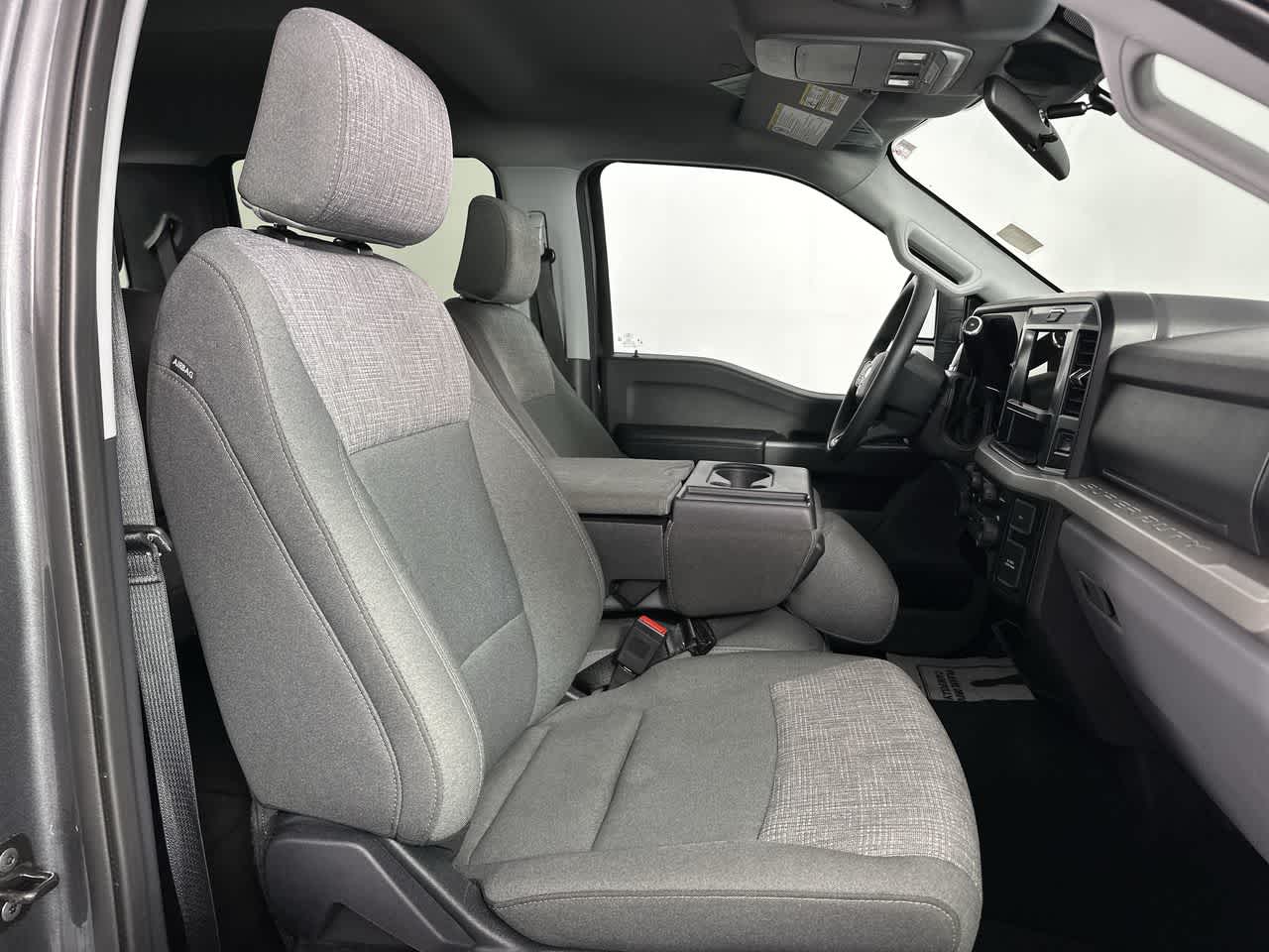 2025 Ford Super Duty F-350 DRW XLT