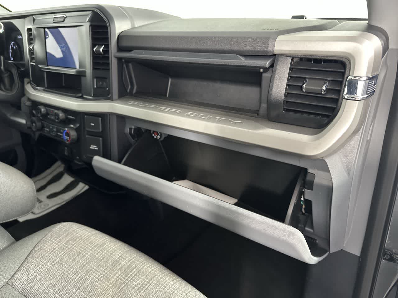 2025 Ford Super Duty F-350 DRW XLT