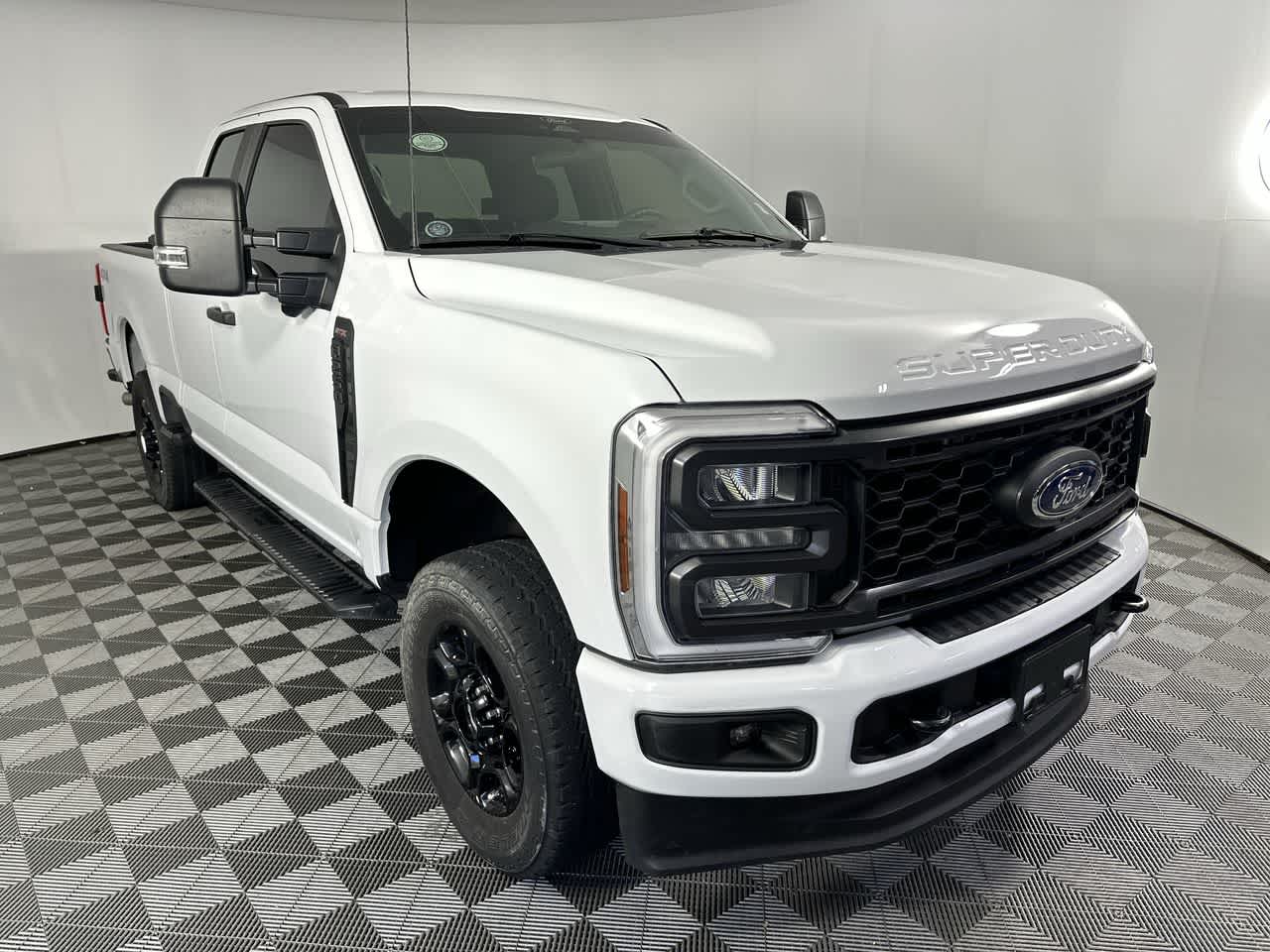 2024 Ford Super Duty F-250 Pickup XL