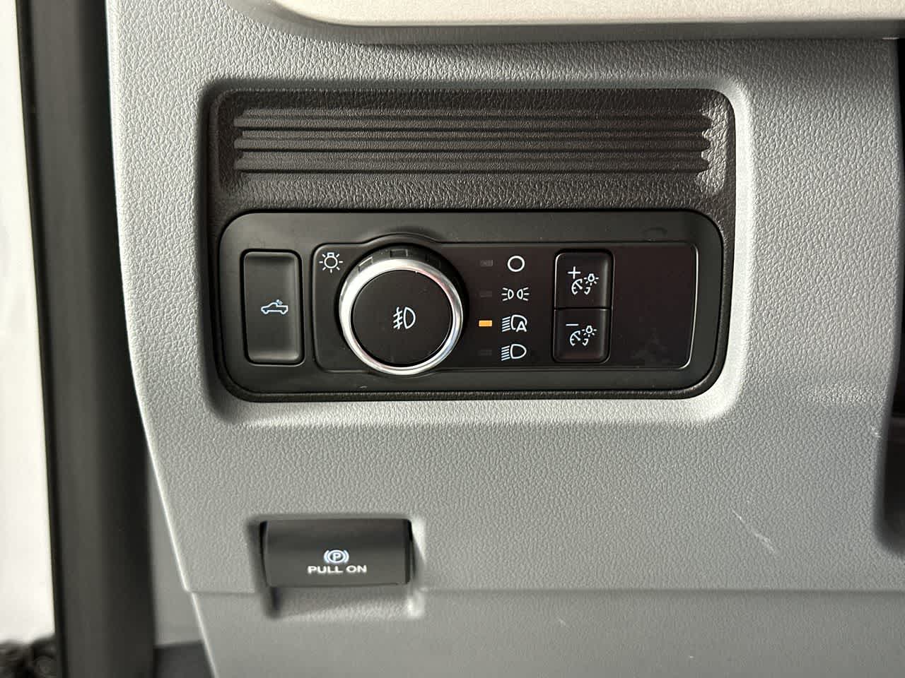 2024 Ford Super Duty F-250 Pickup XL