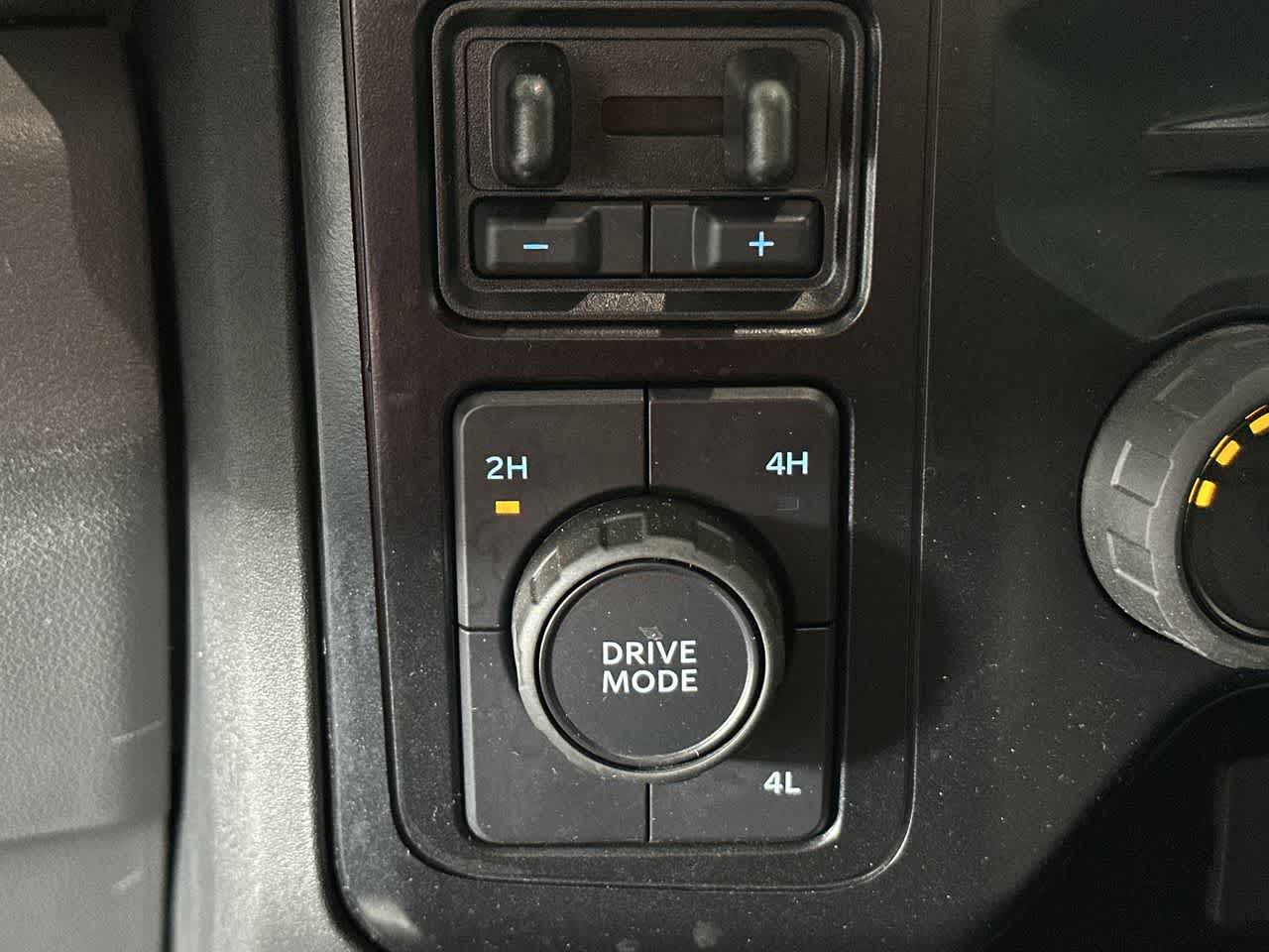 2024 Ford Super Duty F-250 Pickup XL