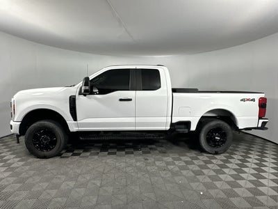 2024 Ford Super Duty F-250 Pickup XL