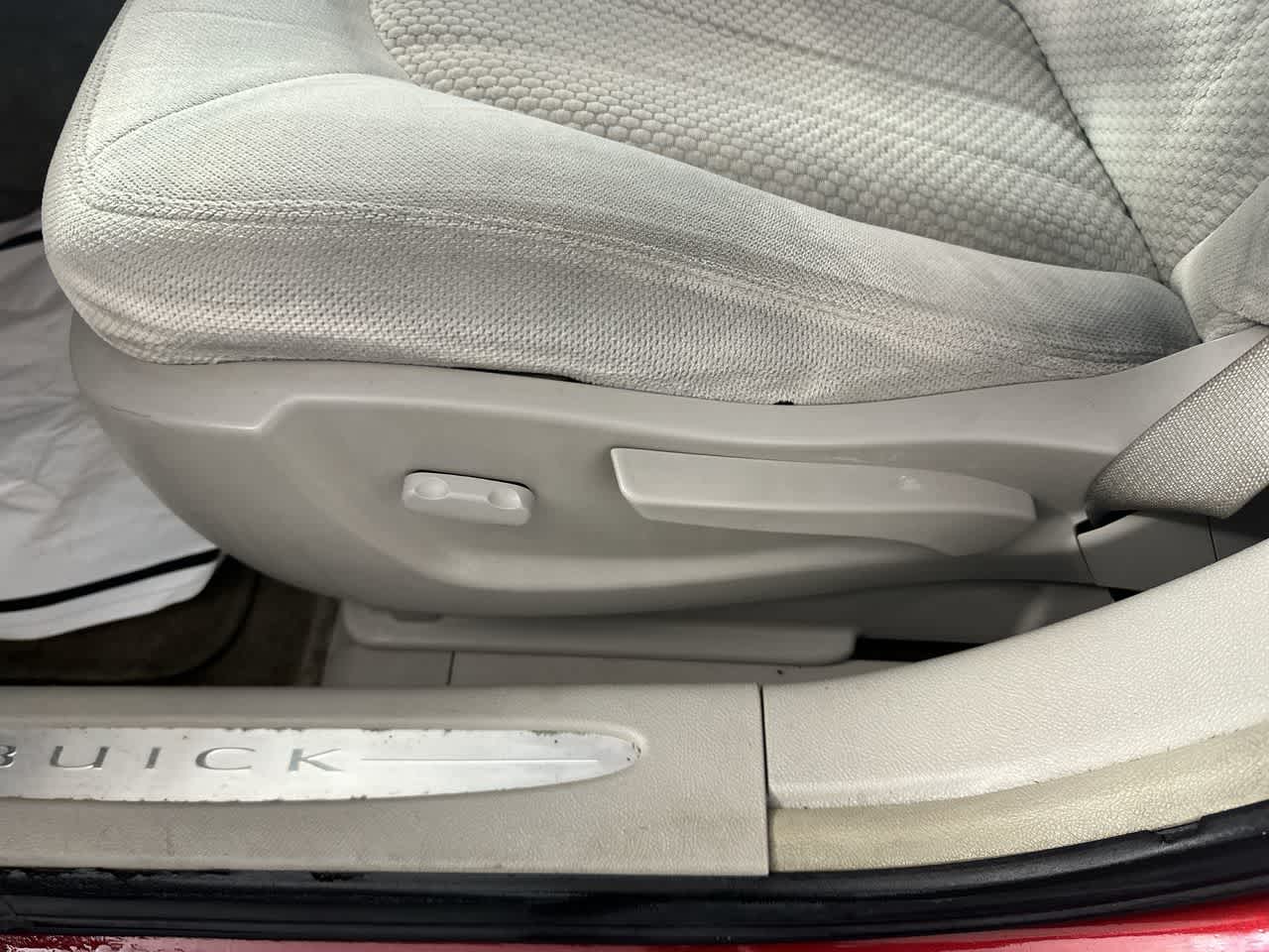 2008 Buick Lucerne CX