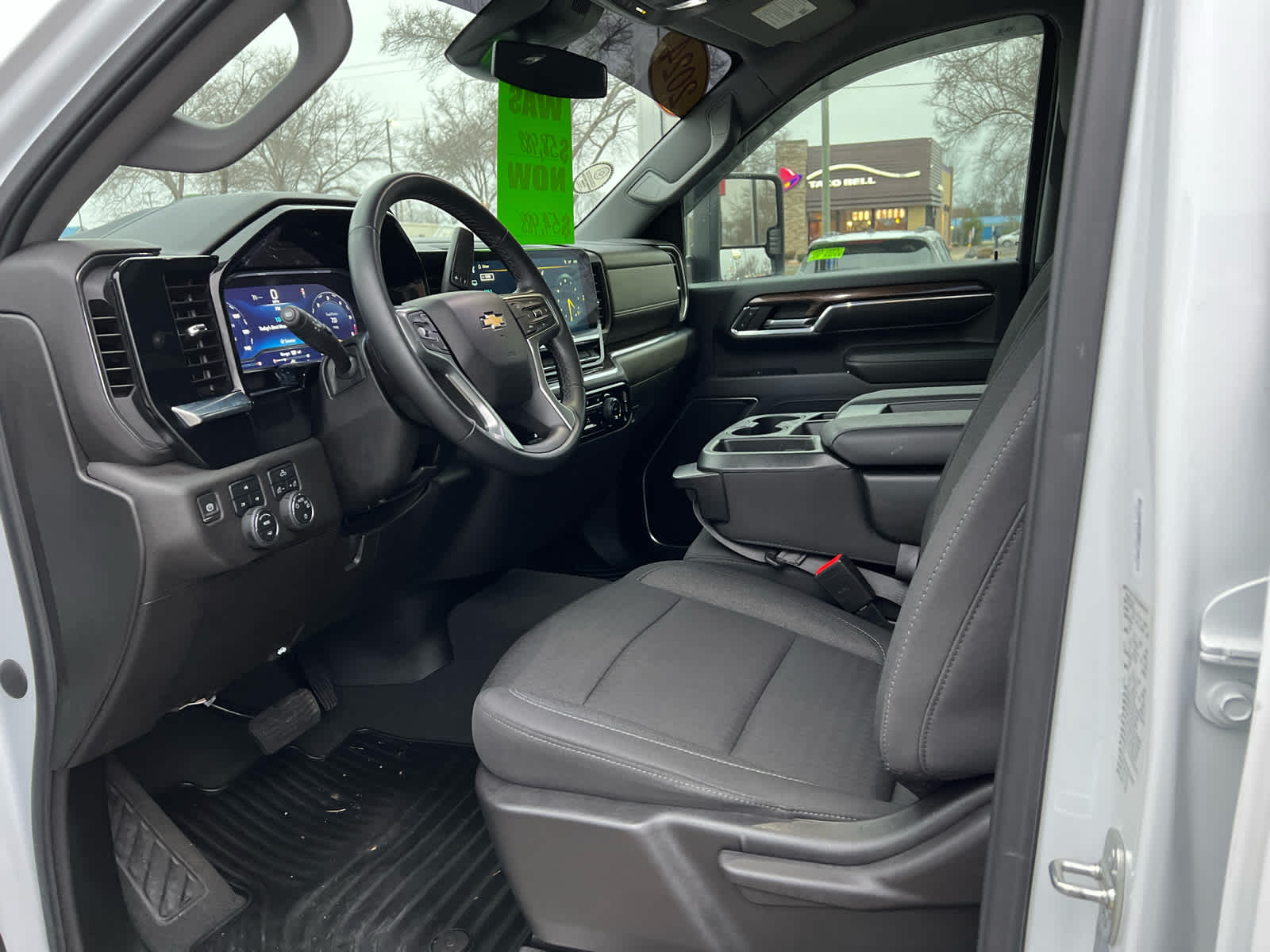 2024 Chevrolet Silverado 2500HD LT