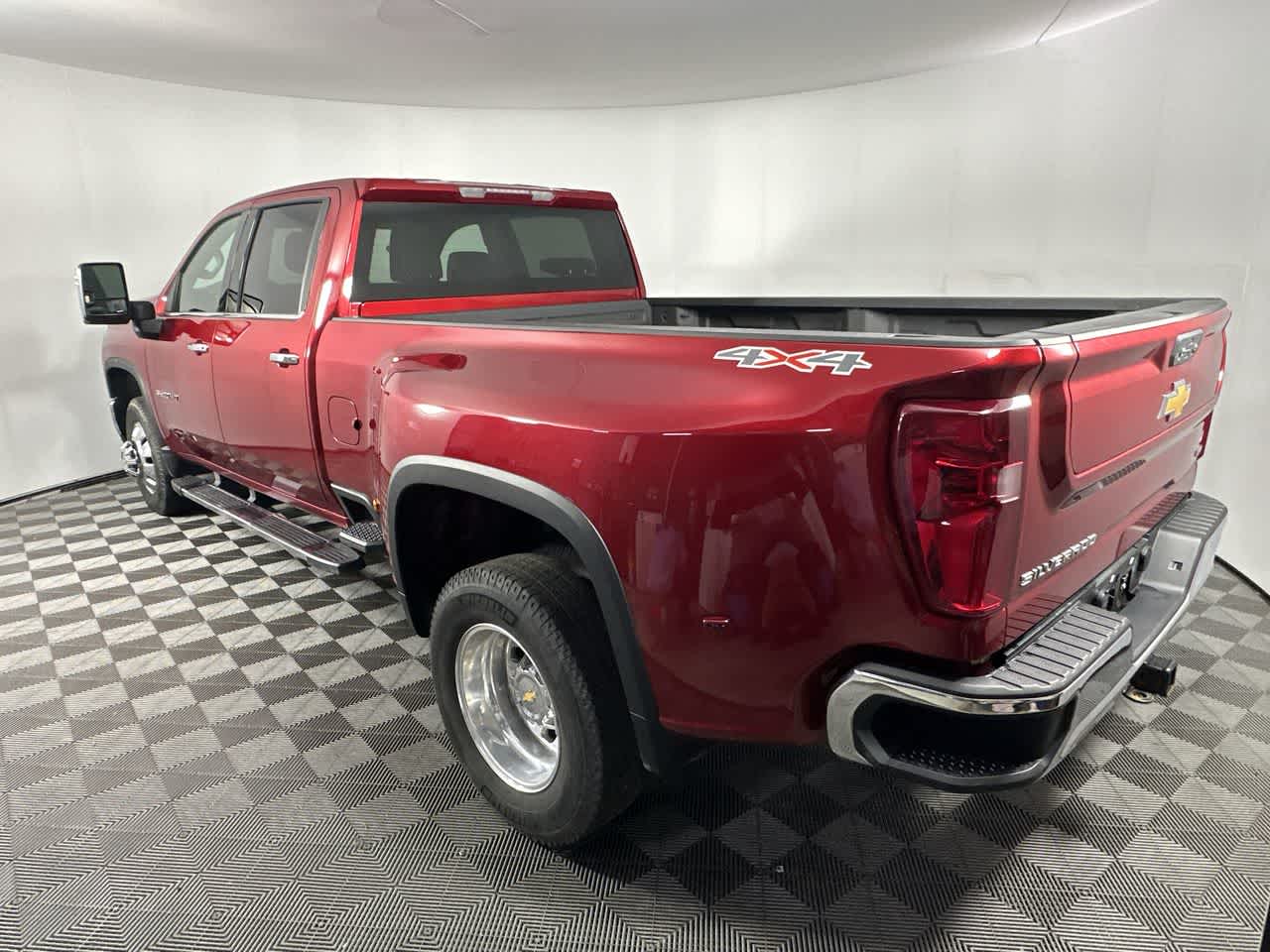 2025 Chevrolet Silverado 3500HD LTZ