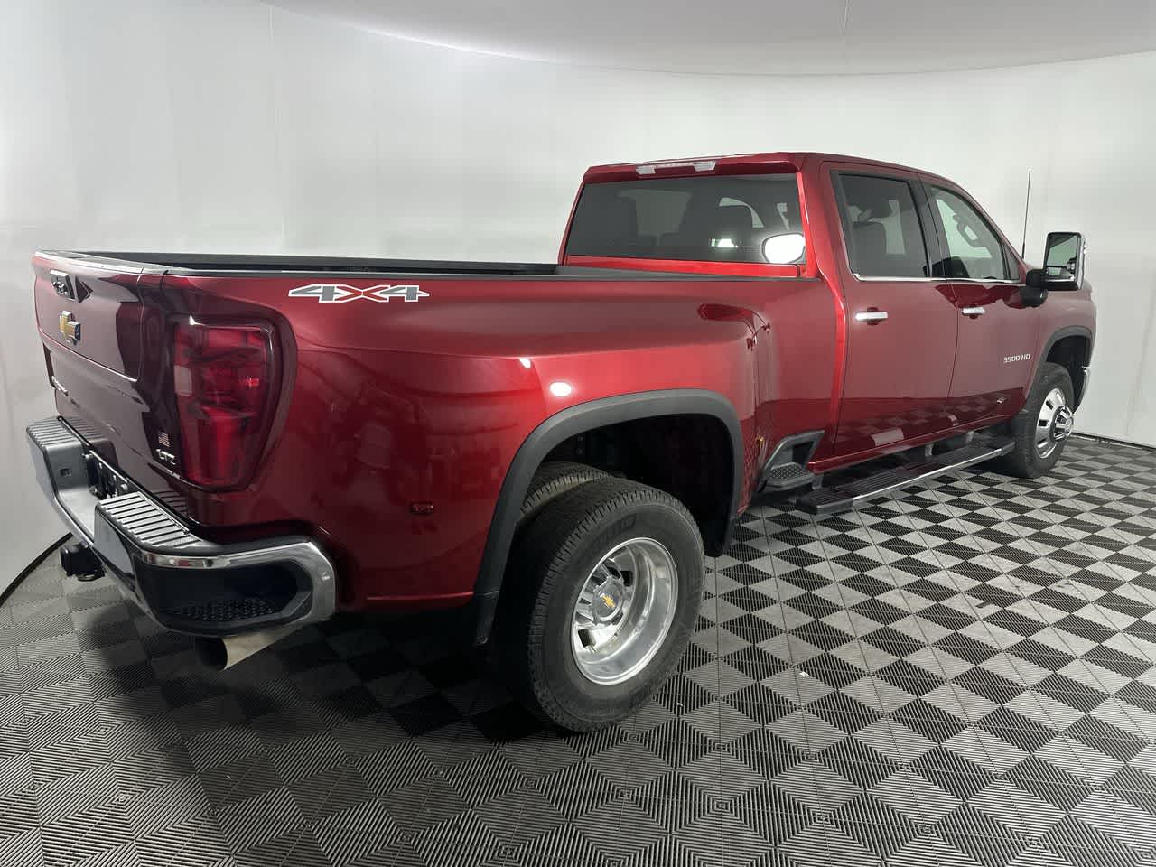 2025 Chevrolet Silverado 3500HD LTZ