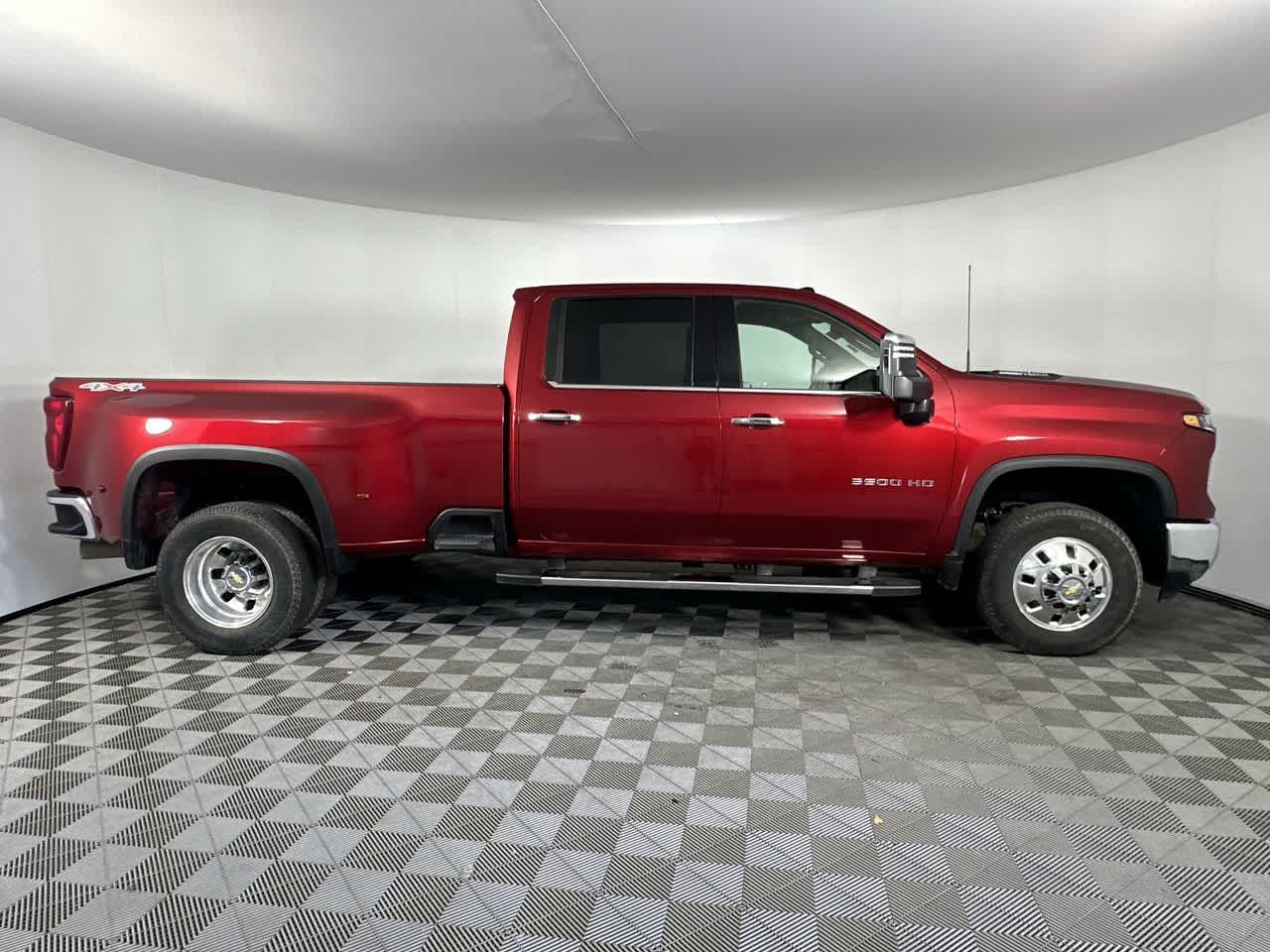 2025 Chevrolet Silverado 3500HD LTZ