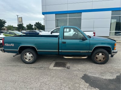 1997 Chevrolet C/K 1500 Reg Cab 131.5" WB 4WD
