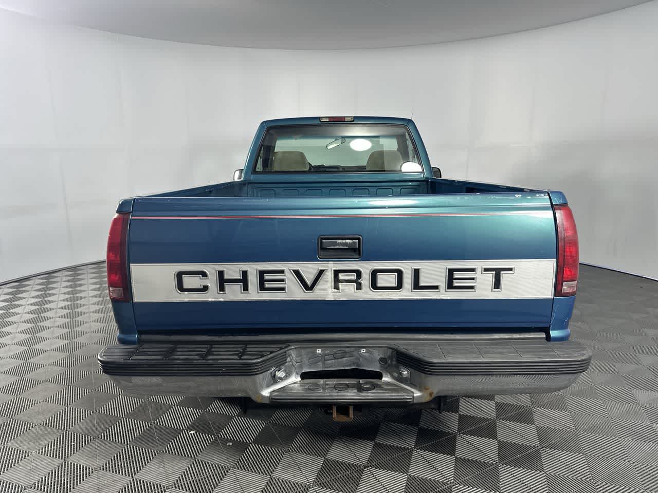 1997 Chevrolet C/K 1500 Reg Cab 131.5" WB 4WD