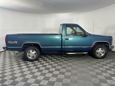 1997 Chevrolet C/K 1500 Reg Cab 131.5" WB 4WD