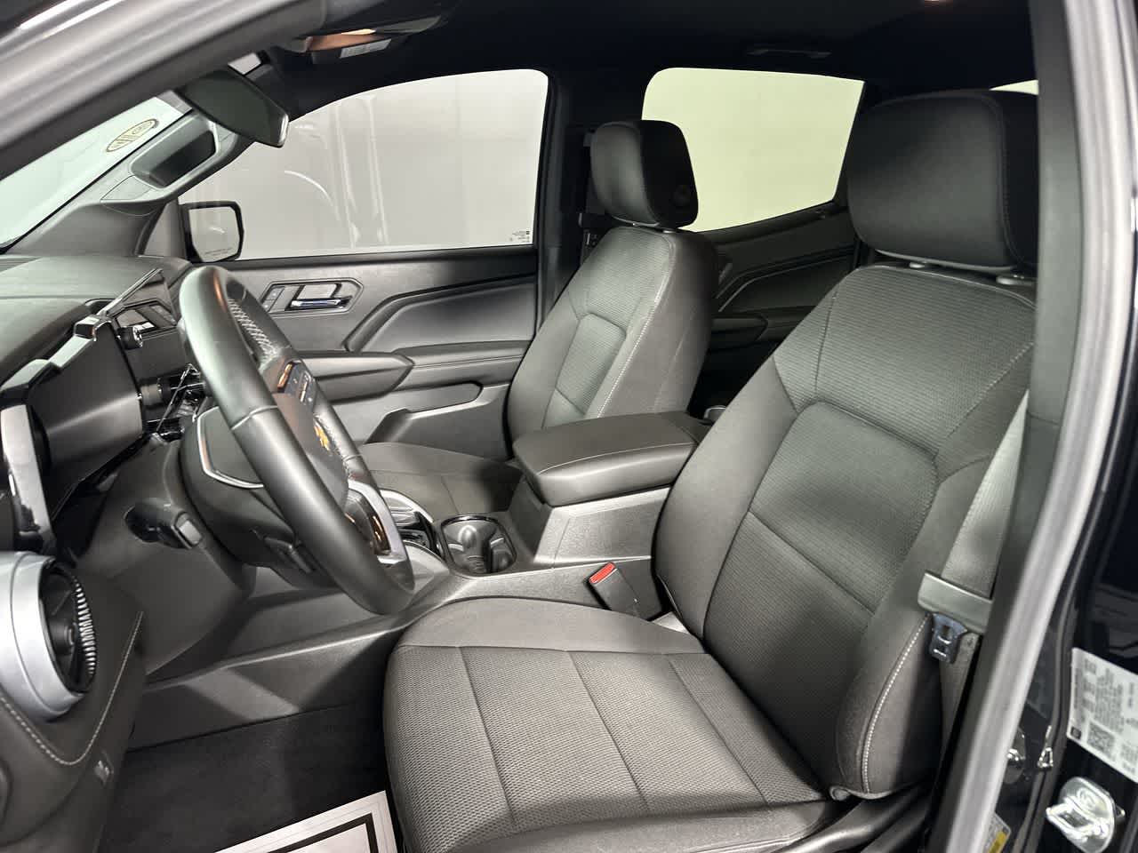 2024 Chevrolet Colorado 4WD LT