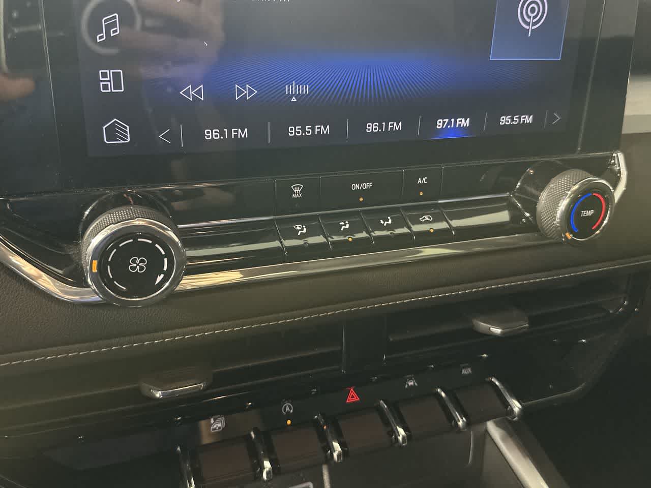 2024 Chevrolet Colorado 4WD LT