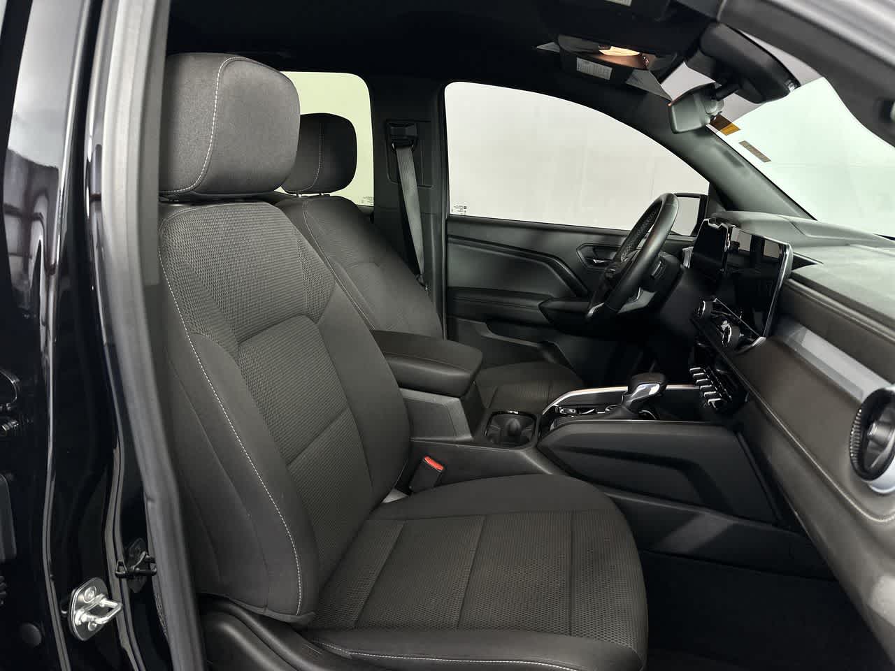 2024 Chevrolet Colorado 4WD LT