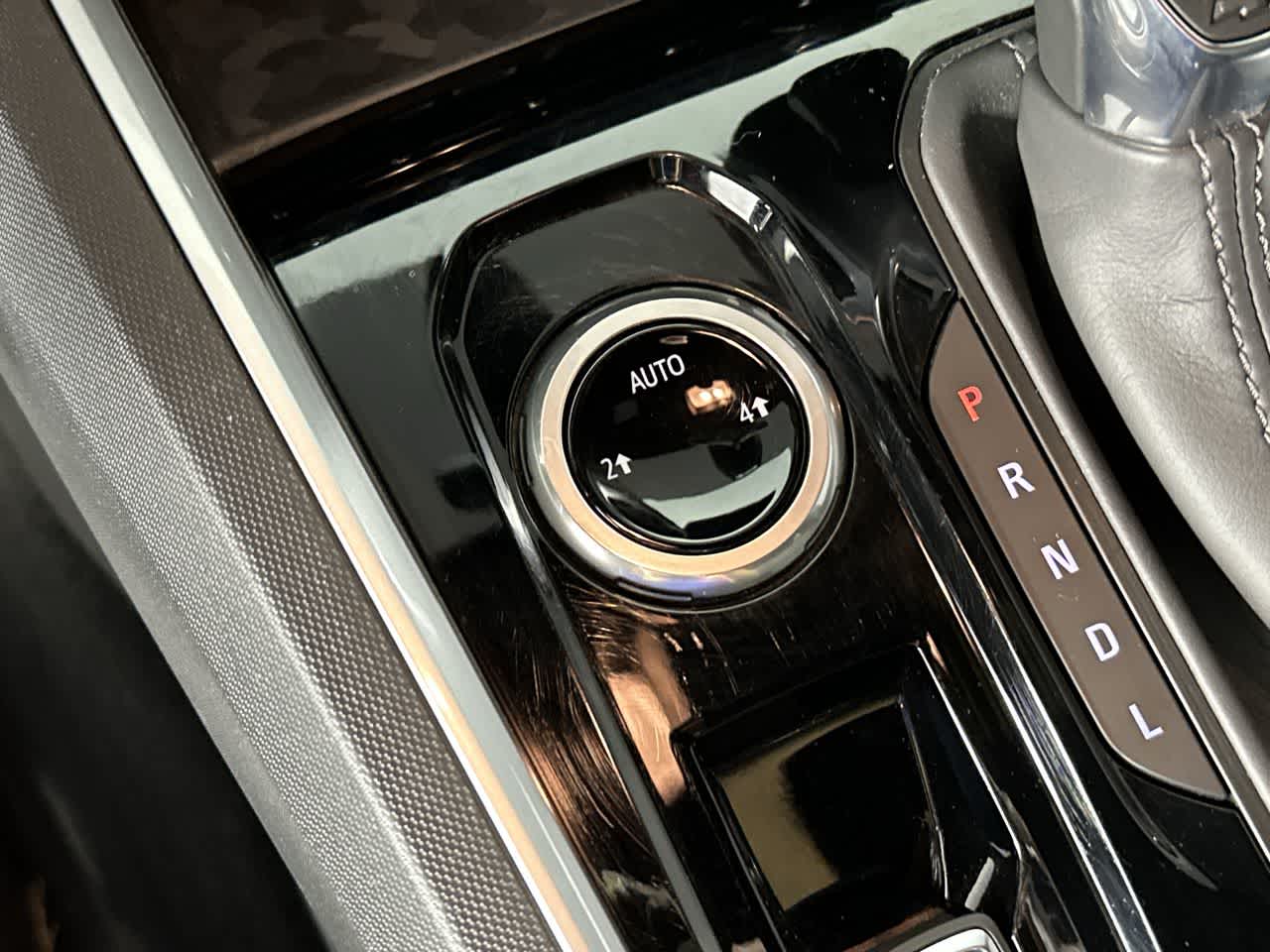 2024 Chevrolet Colorado 4WD LT