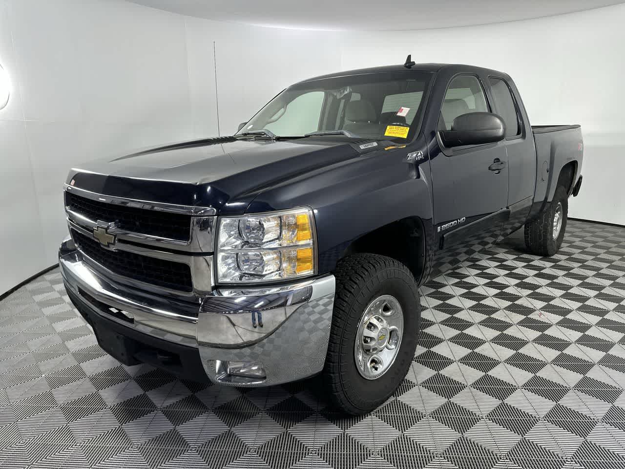 2008 Chevrolet Silverado 2500HD LT w/1LT