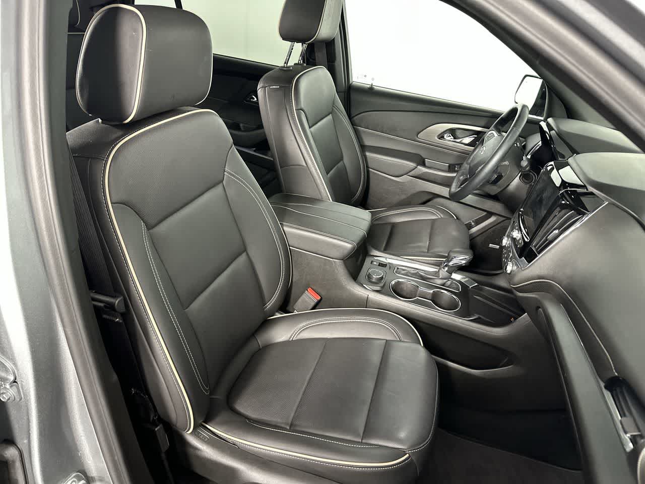 2024 Chevrolet Traverse Limited Premier