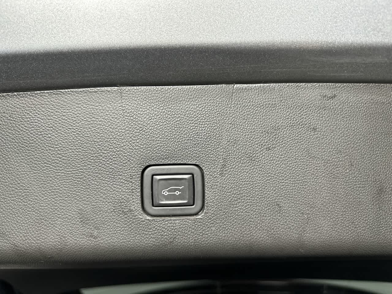 2024 Chevrolet Traverse Limited Premier