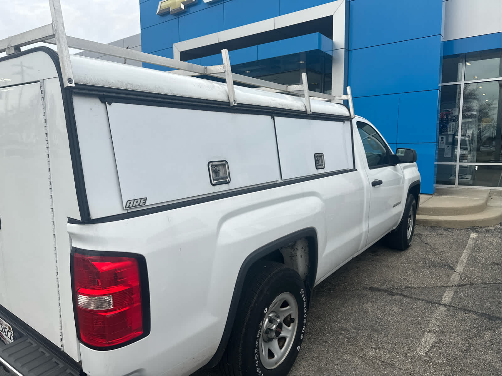 2015 GMC Sierra 1500 2WD Reg Cab 133.0"