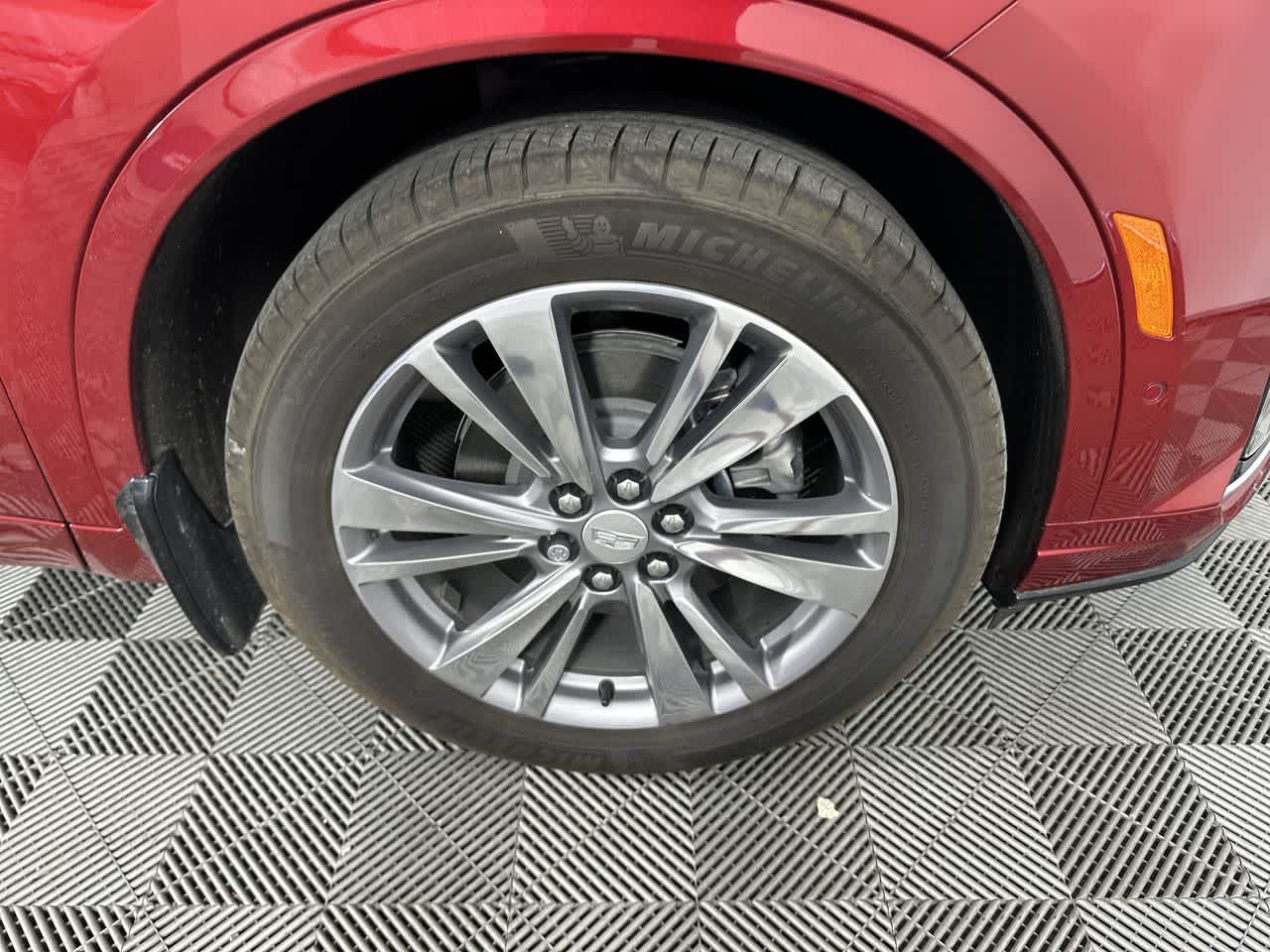 2025 Cadillac XT6 AWD Premium Luxury