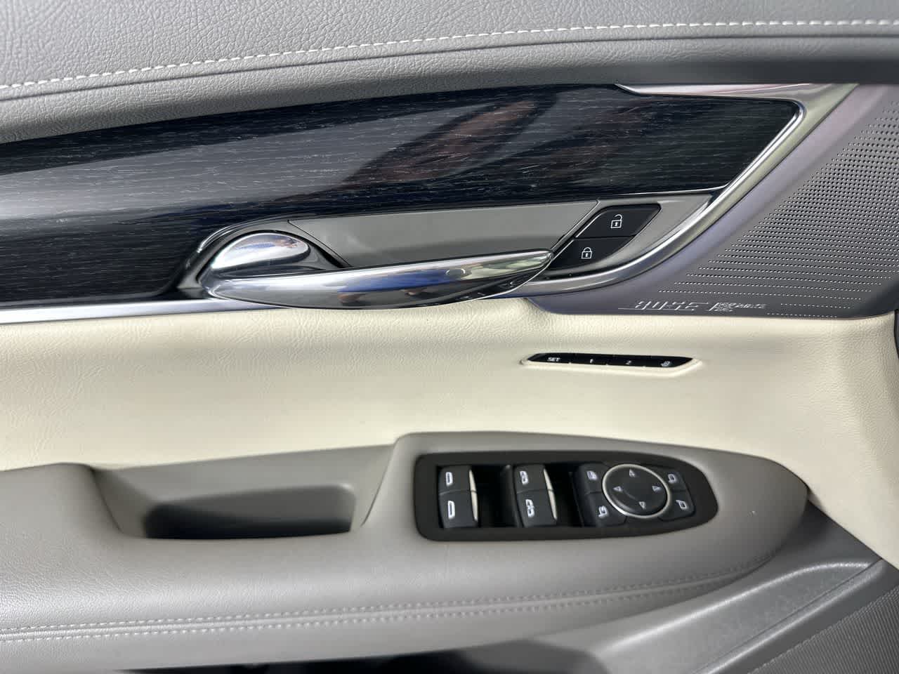2025 Cadillac XT6 AWD Premium Luxury