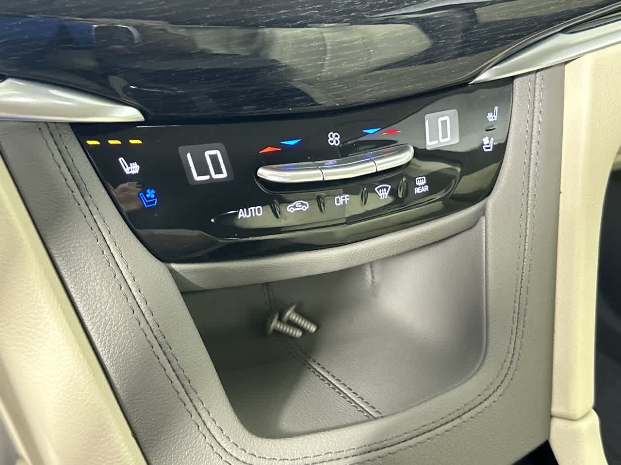 2025 Cadillac XT6 AWD Premium Luxury
