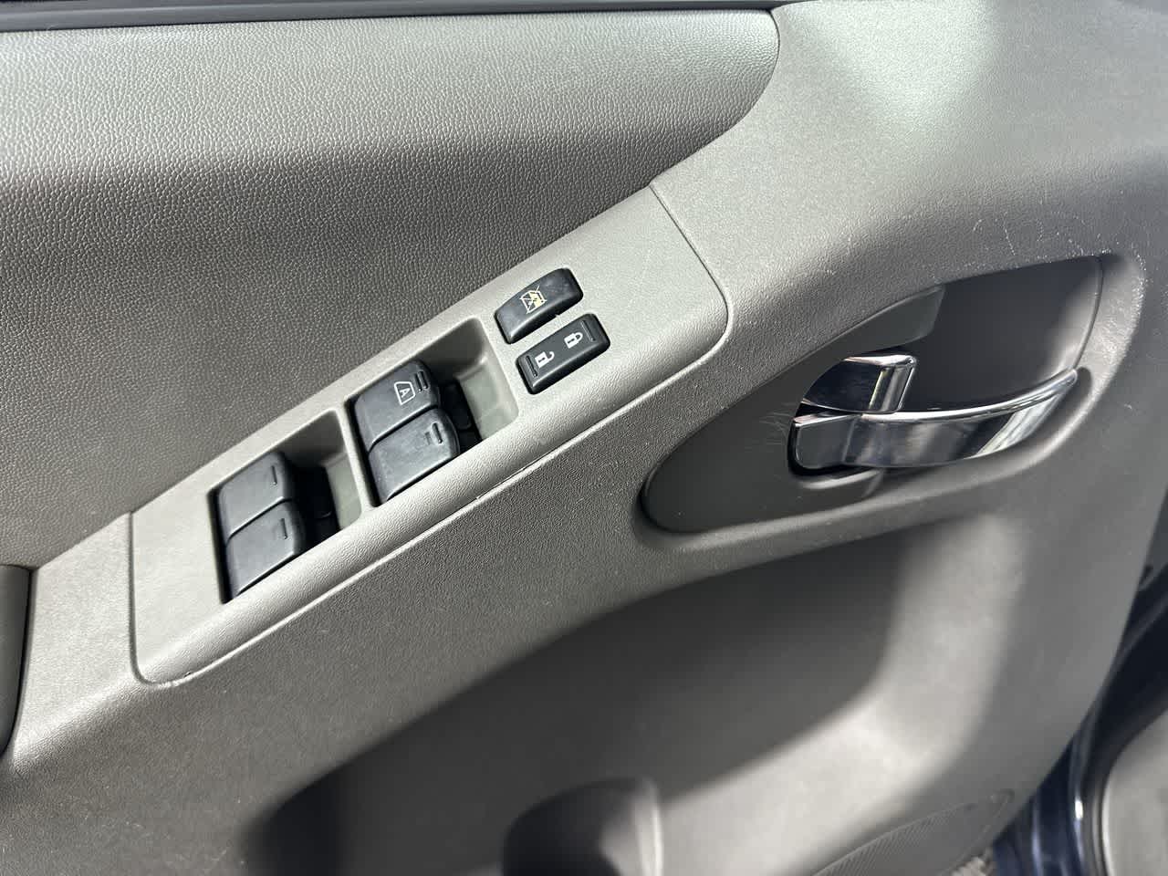 2017 Nissan Frontier SV V6