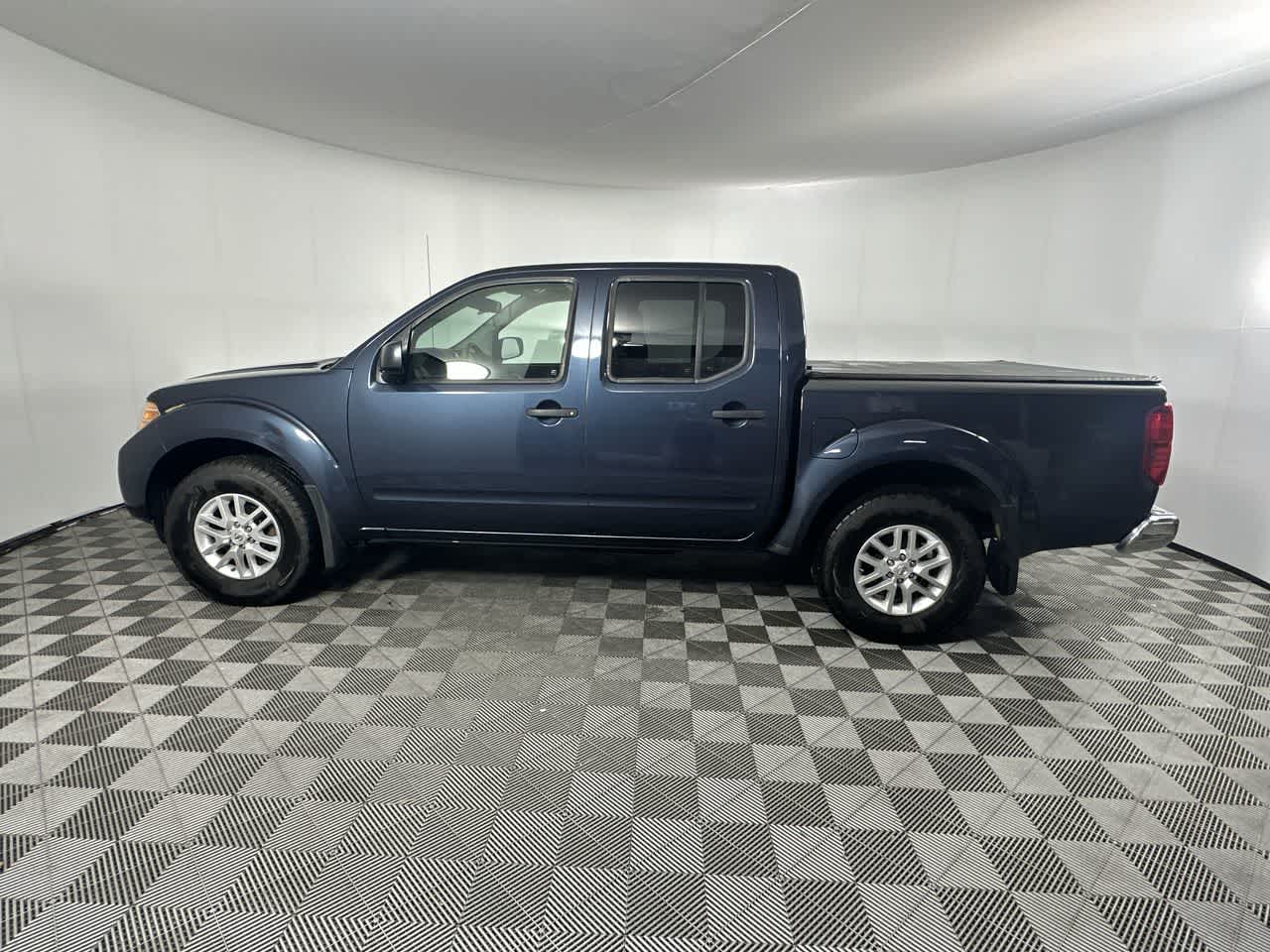 2017 Nissan Frontier SV V6