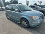 2010 Chrysler Town & Country Limited