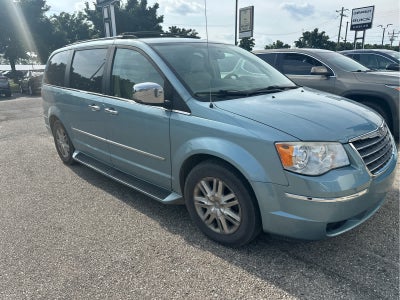 2010 Chrysler Town & Country Limited