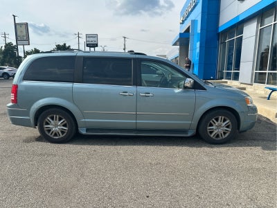 2010 Chrysler Town & Country Limited