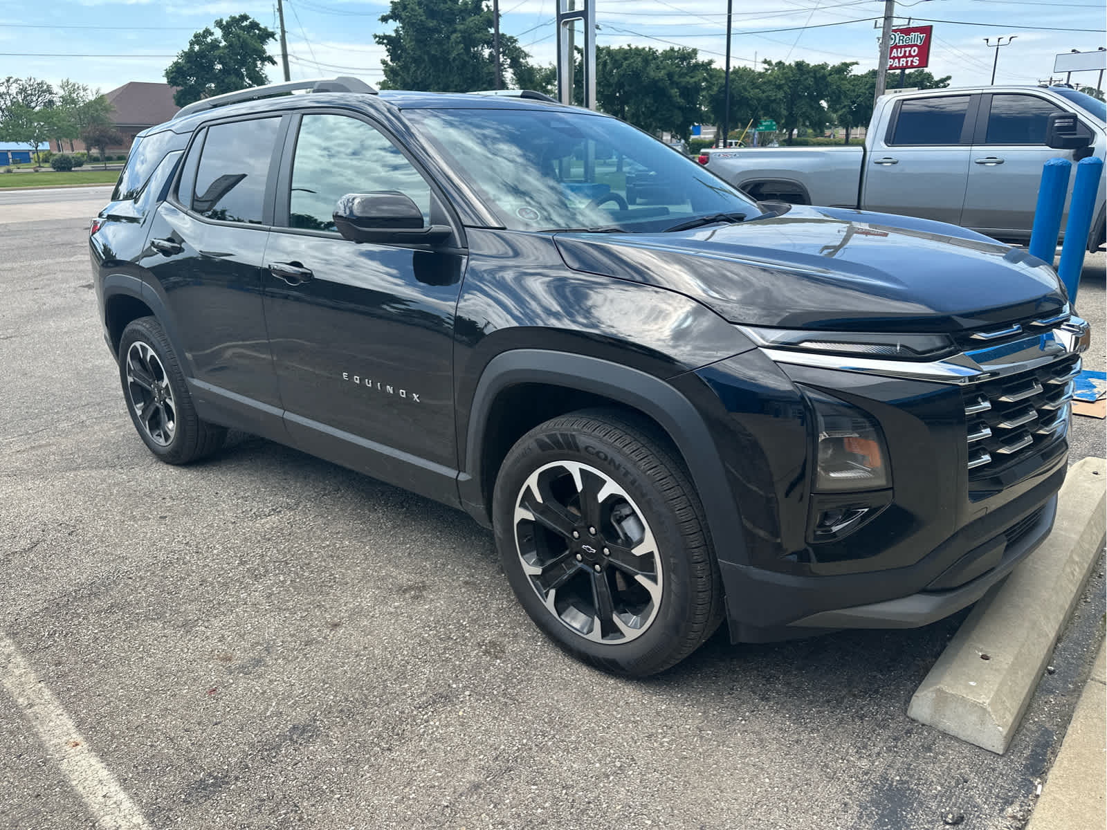 2025 Chevrolet Equinox FWD LT