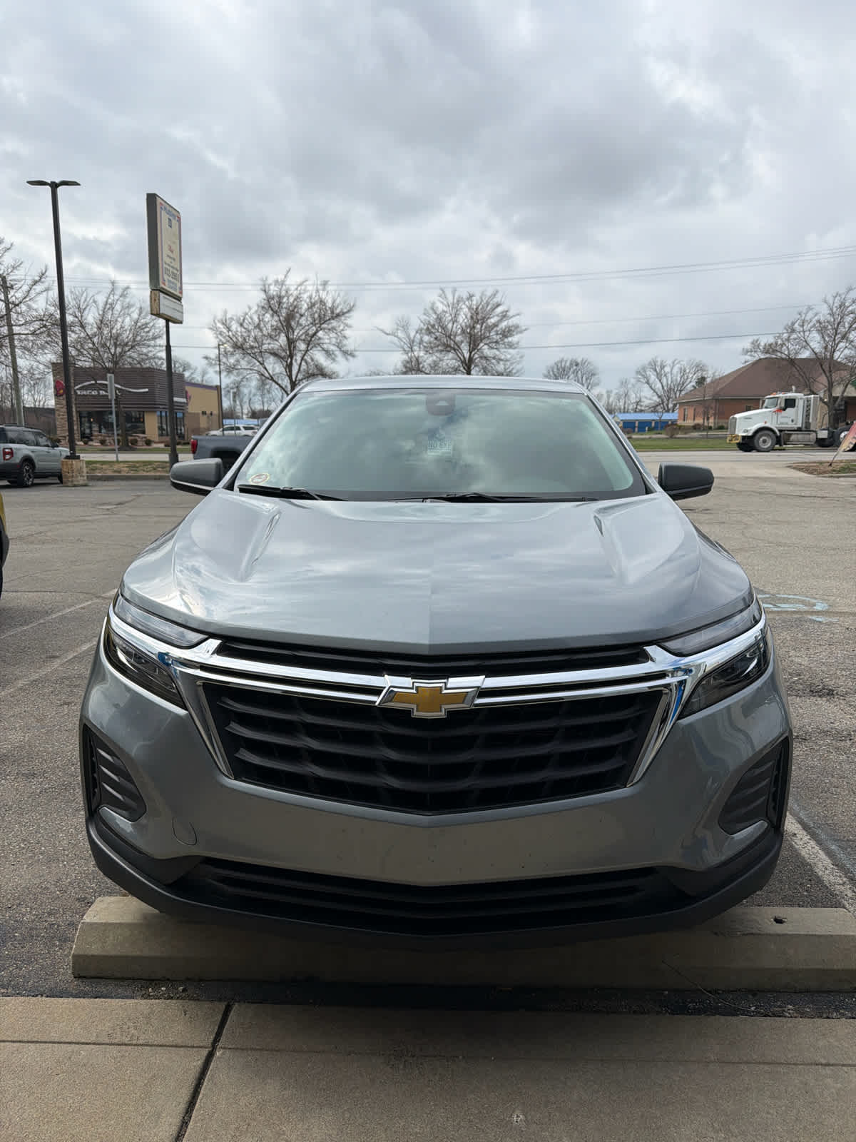 2023 Chevrolet Equinox LS