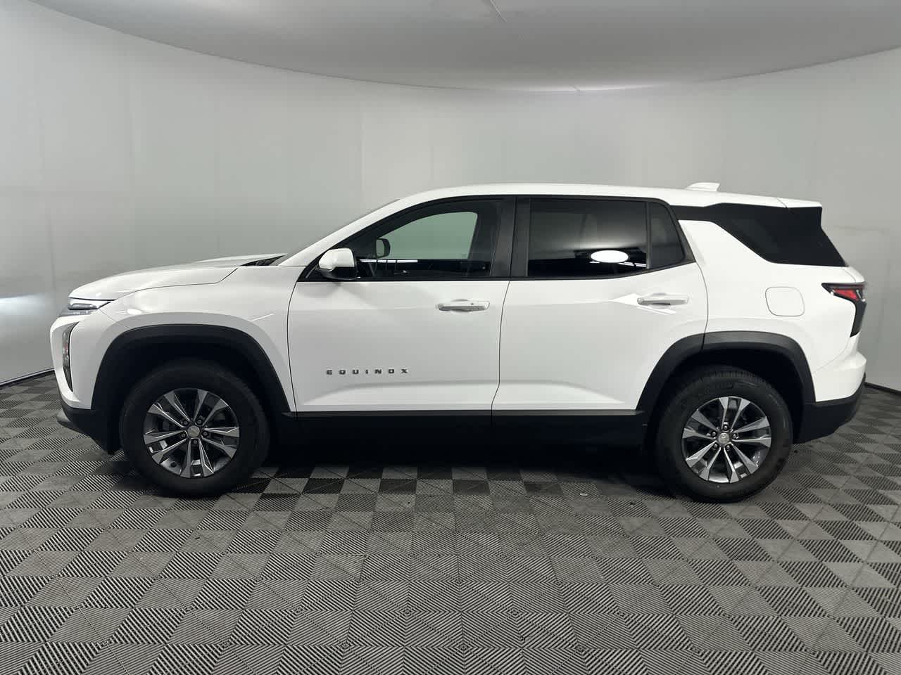 2025 Chevrolet Equinox AWD LT