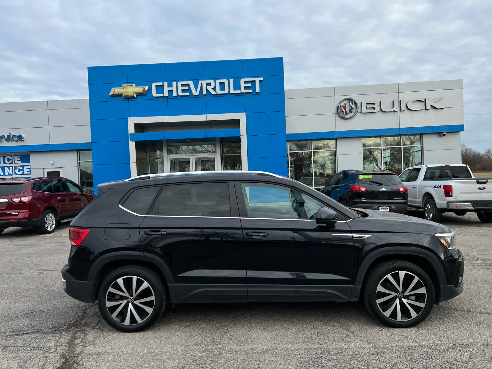 2024 Volkswagen Taos SE