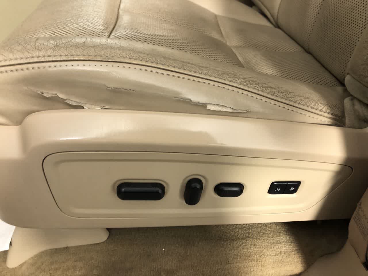 2010 Lincoln Navigator 4WD 4dr