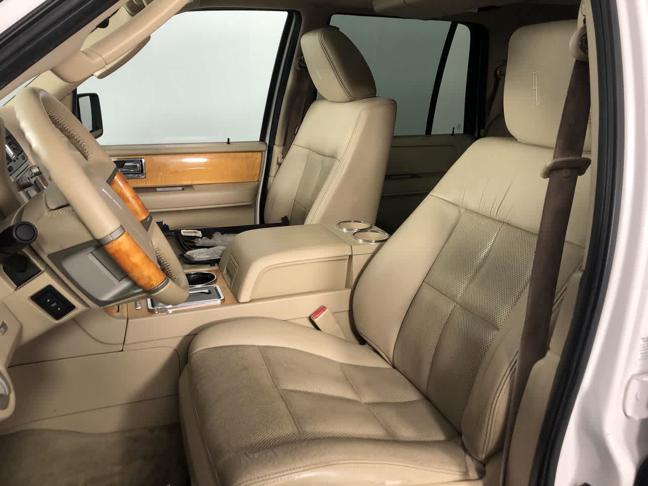 2010 Lincoln Navigator 4WD 4dr