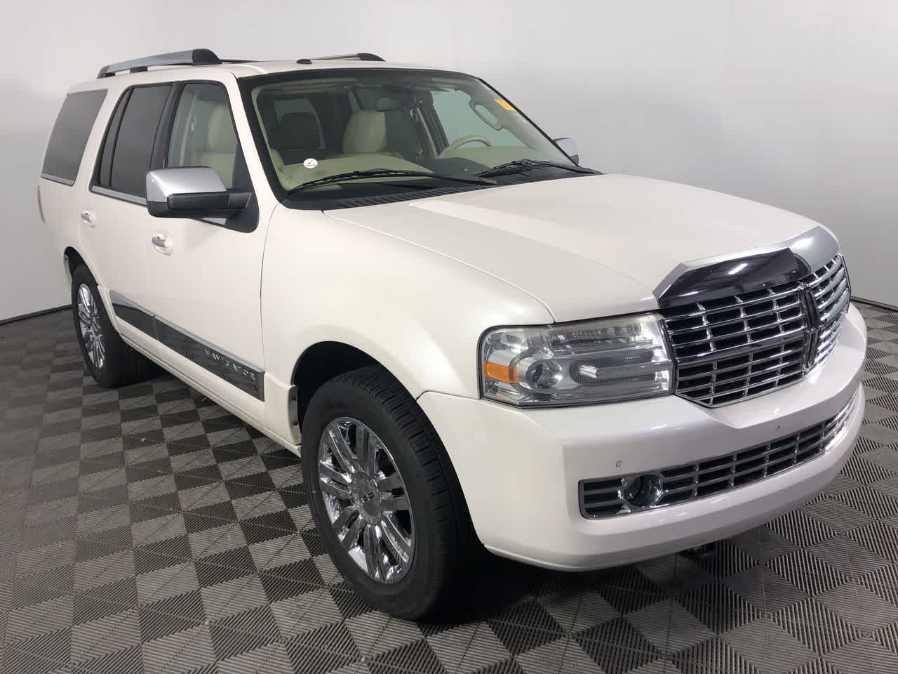 2010 Lincoln Navigator 4WD 4dr
