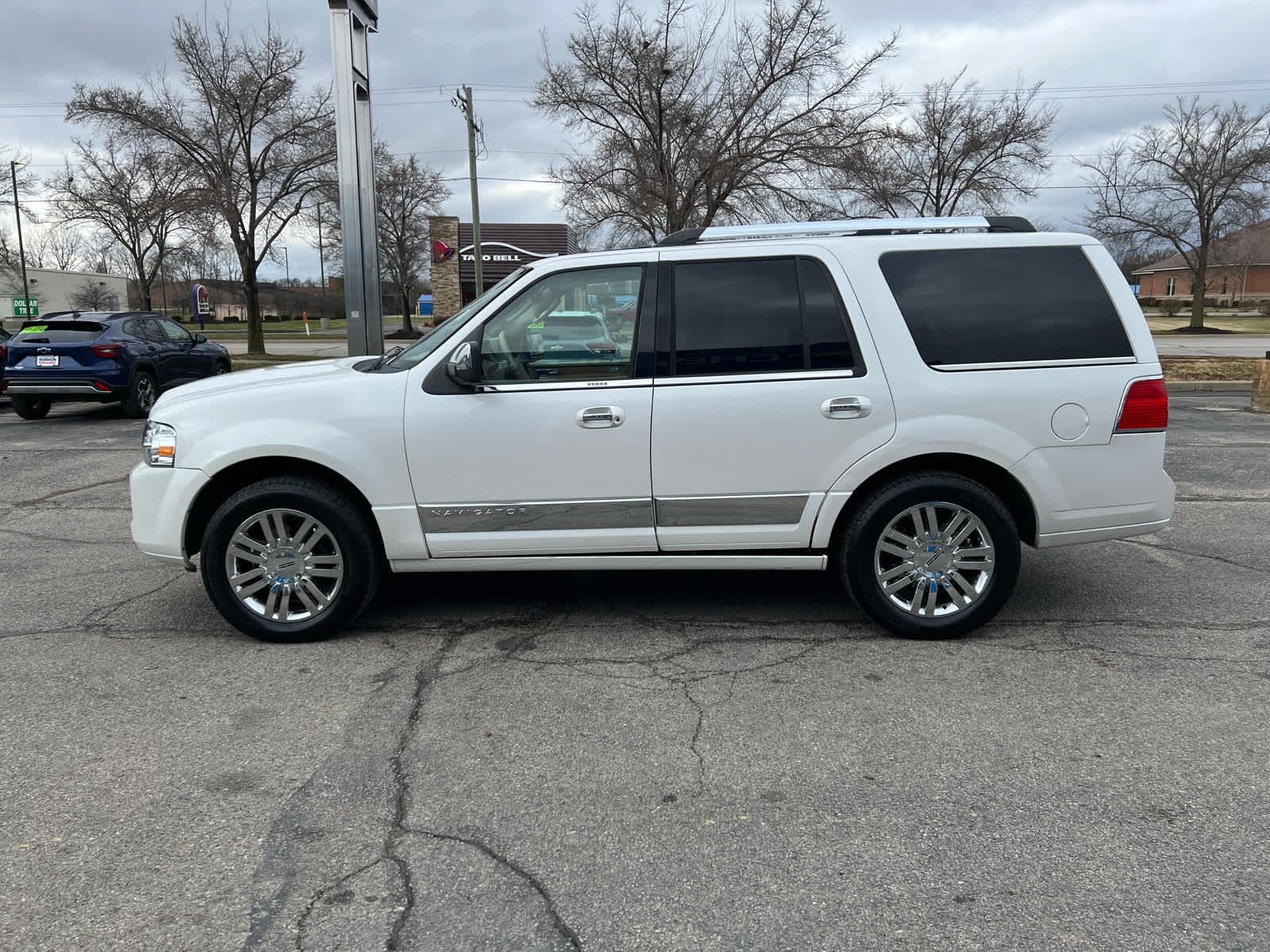 2010 Lincoln Navigator 4WD 4dr
