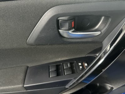 2017 Toyota Corolla iM CVT (Natl)