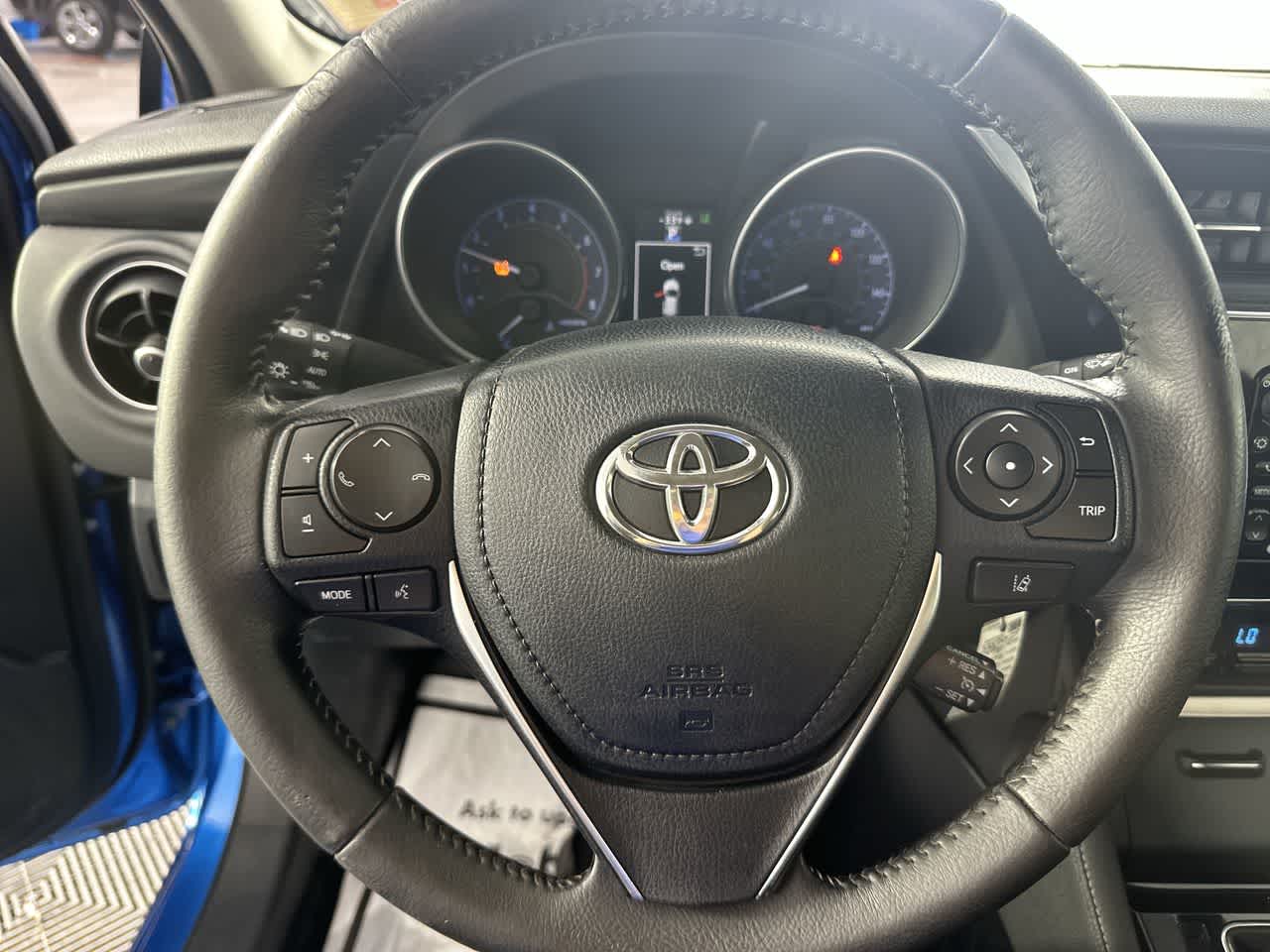 2017 Toyota Corolla iM CVT (Natl)