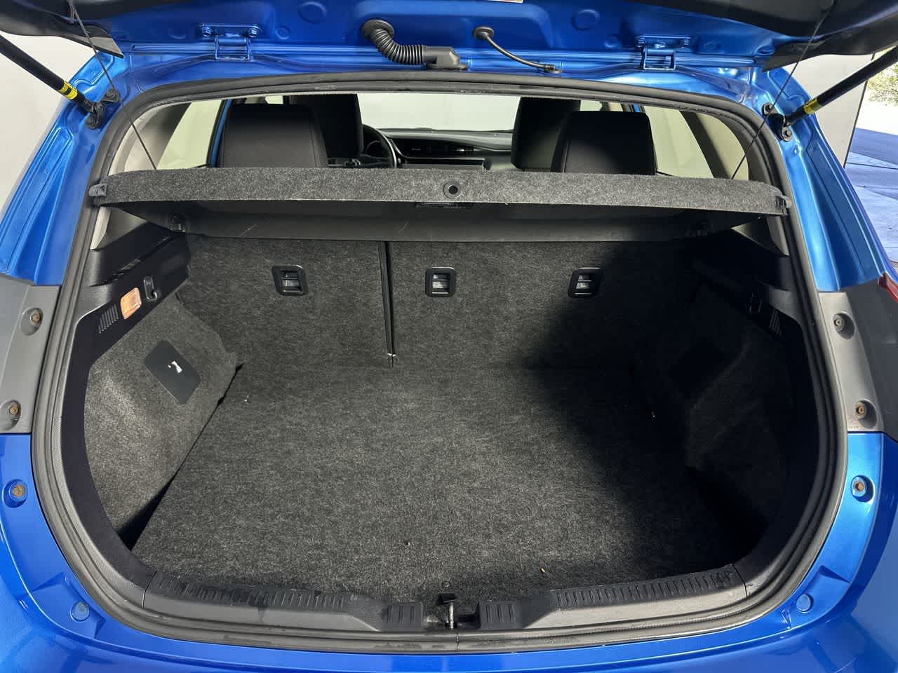 2017 Toyota Corolla iM CVT (Natl)