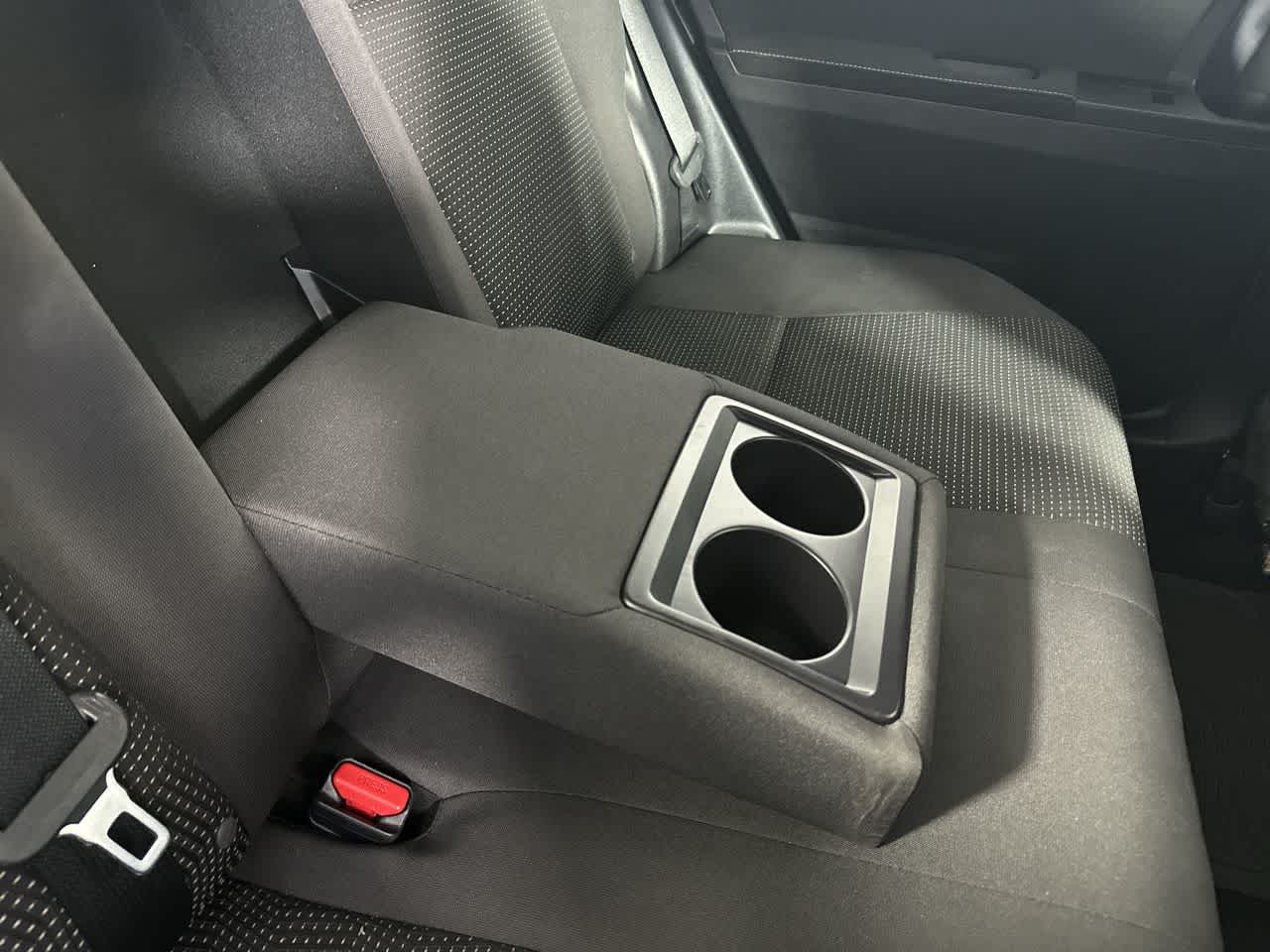 2017 Toyota Corolla iM CVT (Natl)