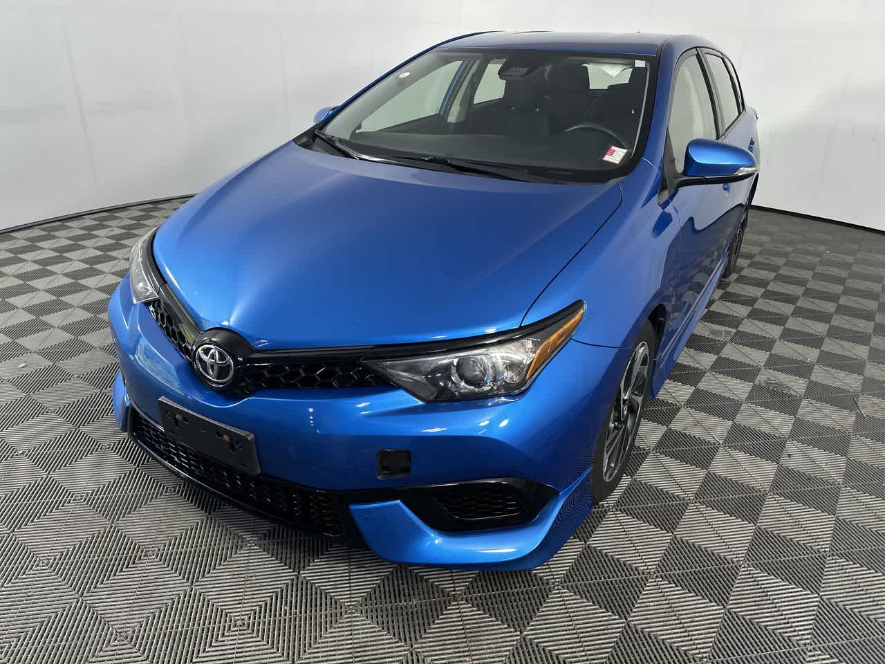 2017 Toyota Corolla iM CVT (Natl)