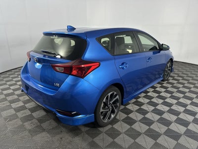 2017 Toyota Corolla iM CVT (Natl)