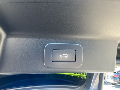 2024 Jaguar F-PACE SVR