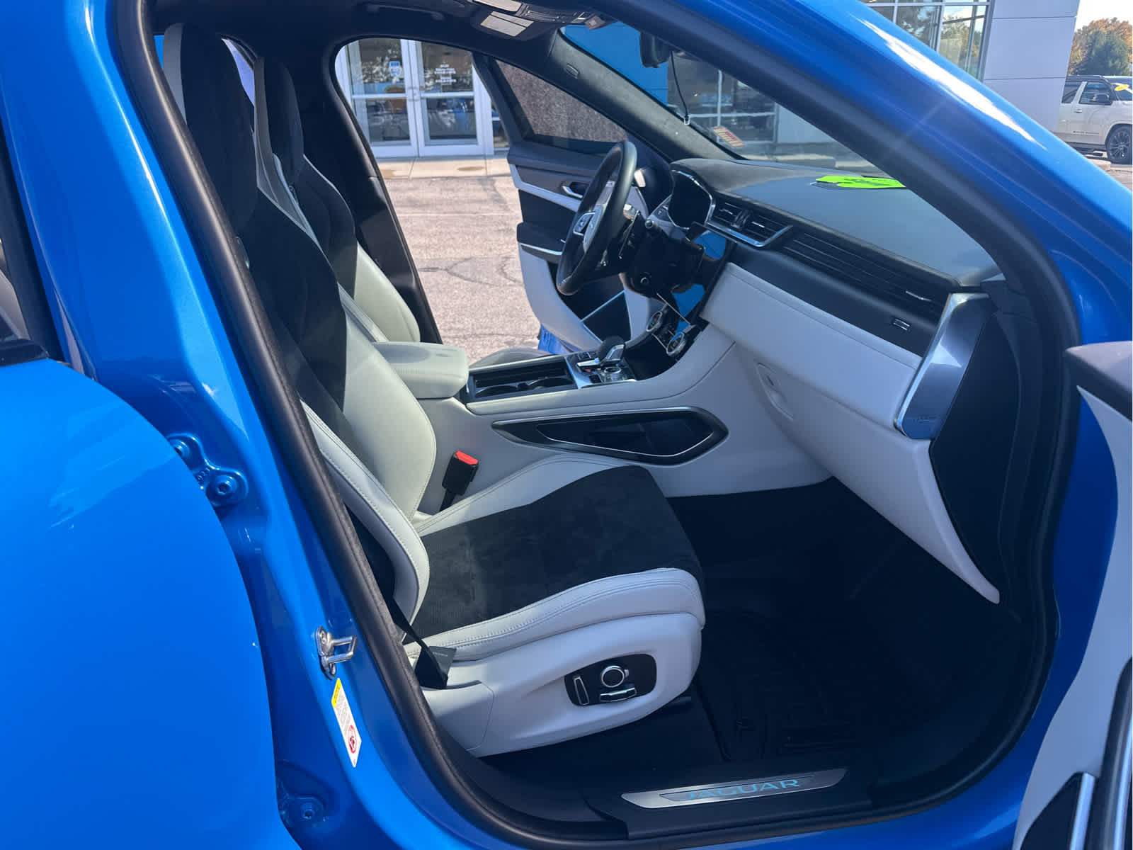 2024 Jaguar F-PACE SVR