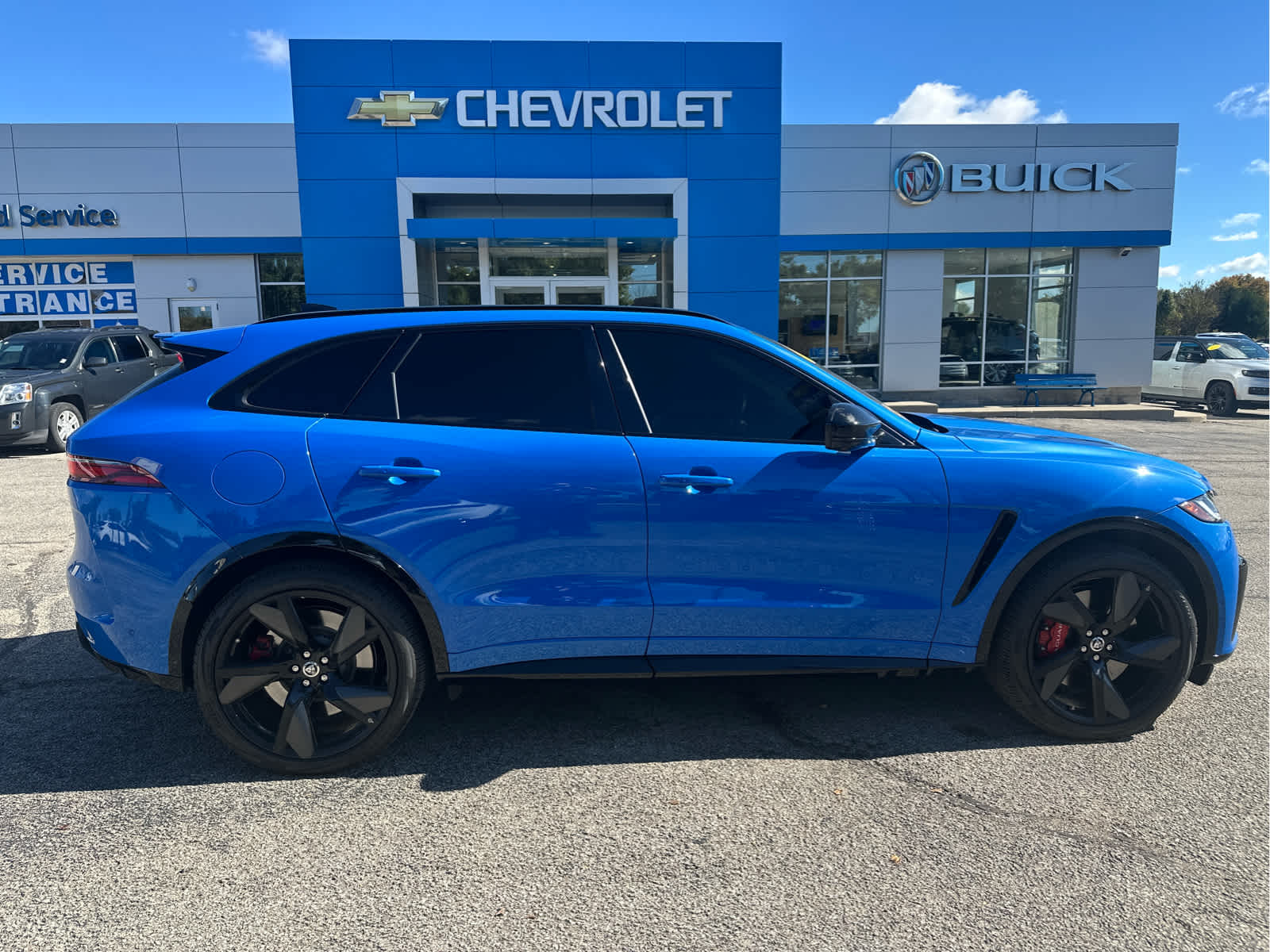 2024 Jaguar F-PACE SVR