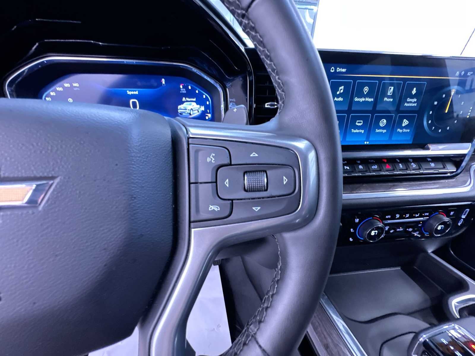 2025 Chevrolet Silverado 1500 LTZ - Photo 20