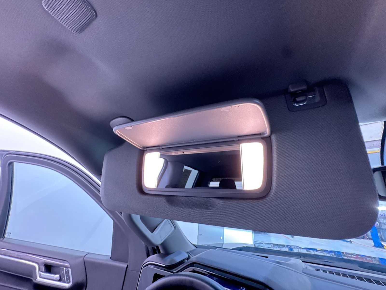 2025 Chevrolet Silverado 1500 LTZ - Photo 33
