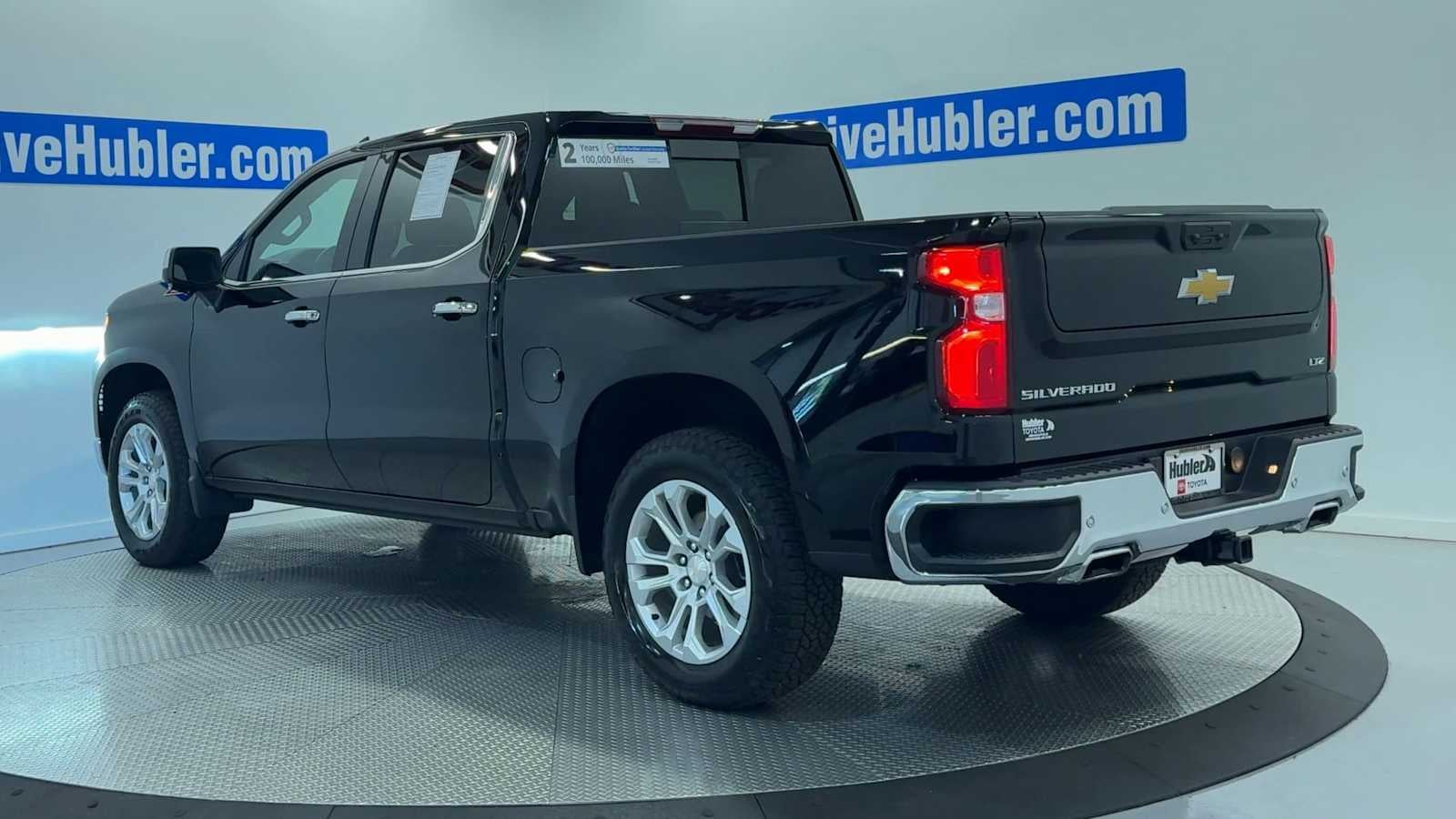 2025 Chevrolet Silverado 1500 LTZ - Photo 6